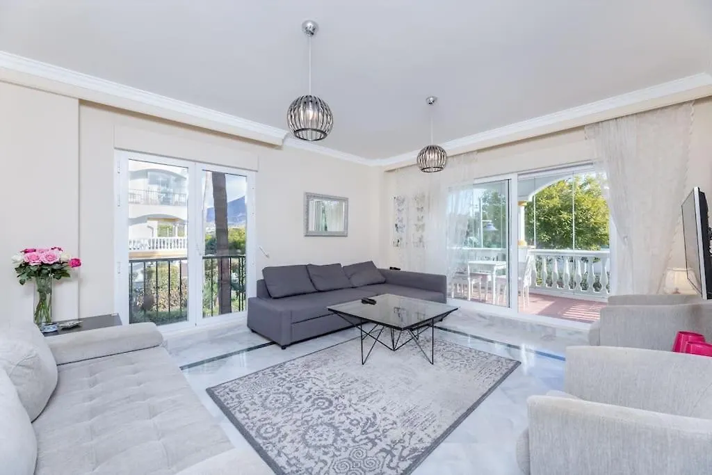 Great 3 Bedroom Dama De Noche Apartment Rdr363 Marbella