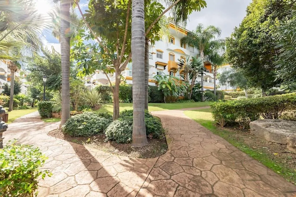 Great 3 Bedroom Dama De Noche Apartment Rdr363 Marbella Spain